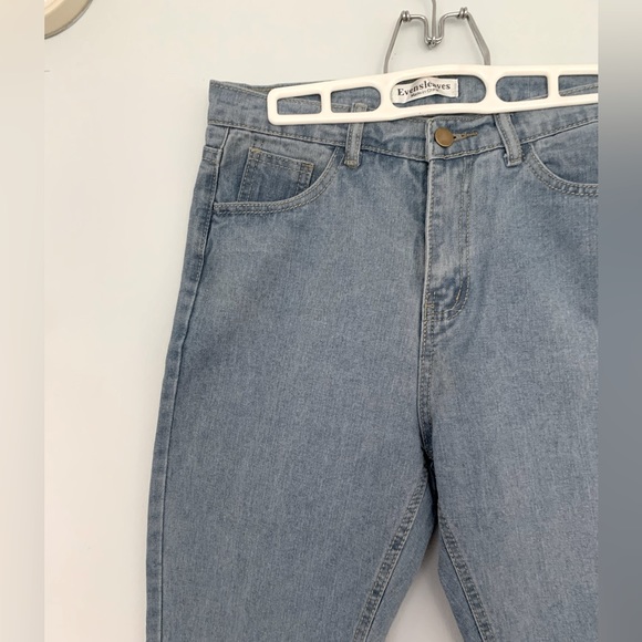 High waisted, top quality Evensleaves jeans. - Picture 3 of 3